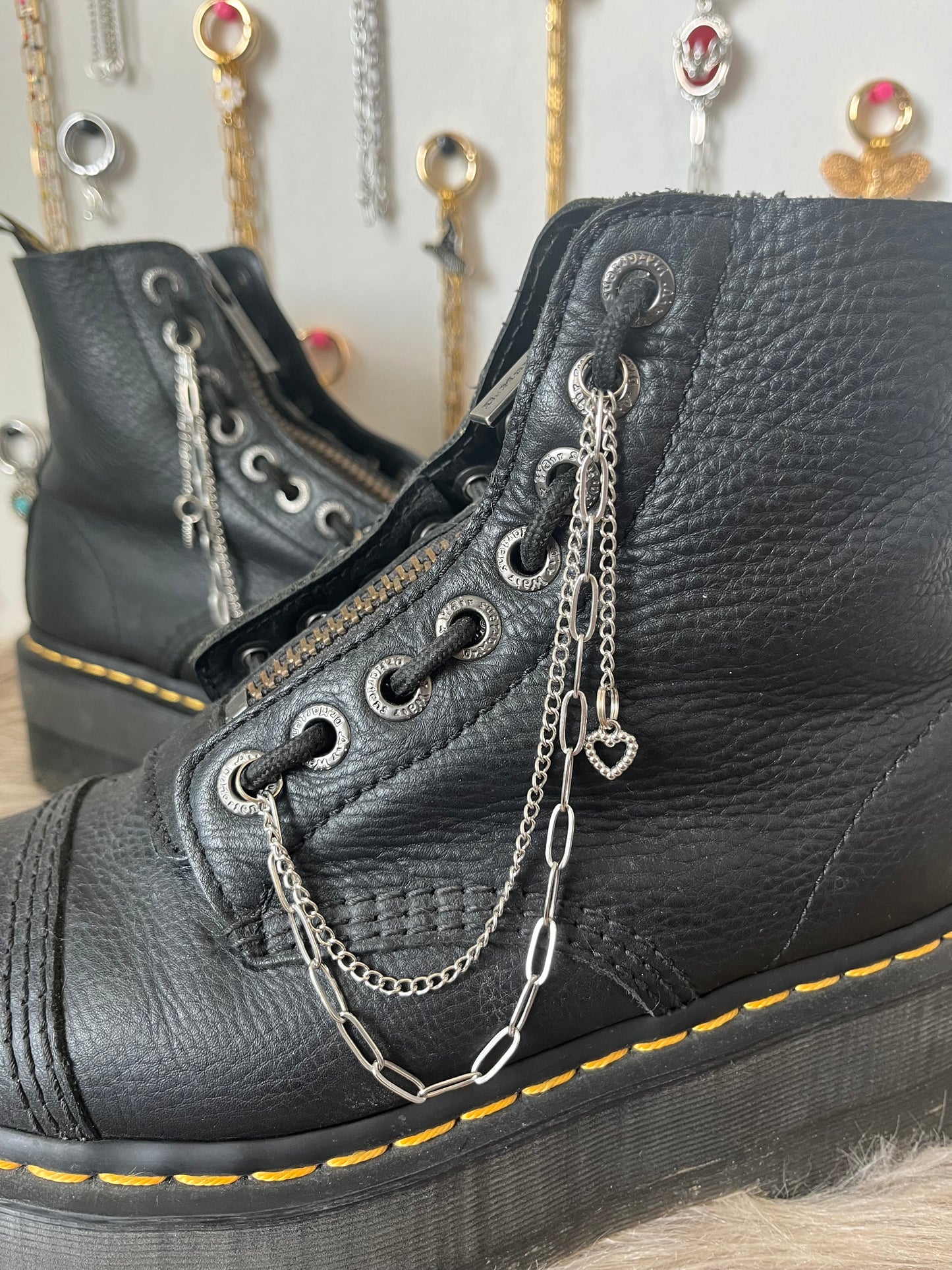 Chaînes pour lacets