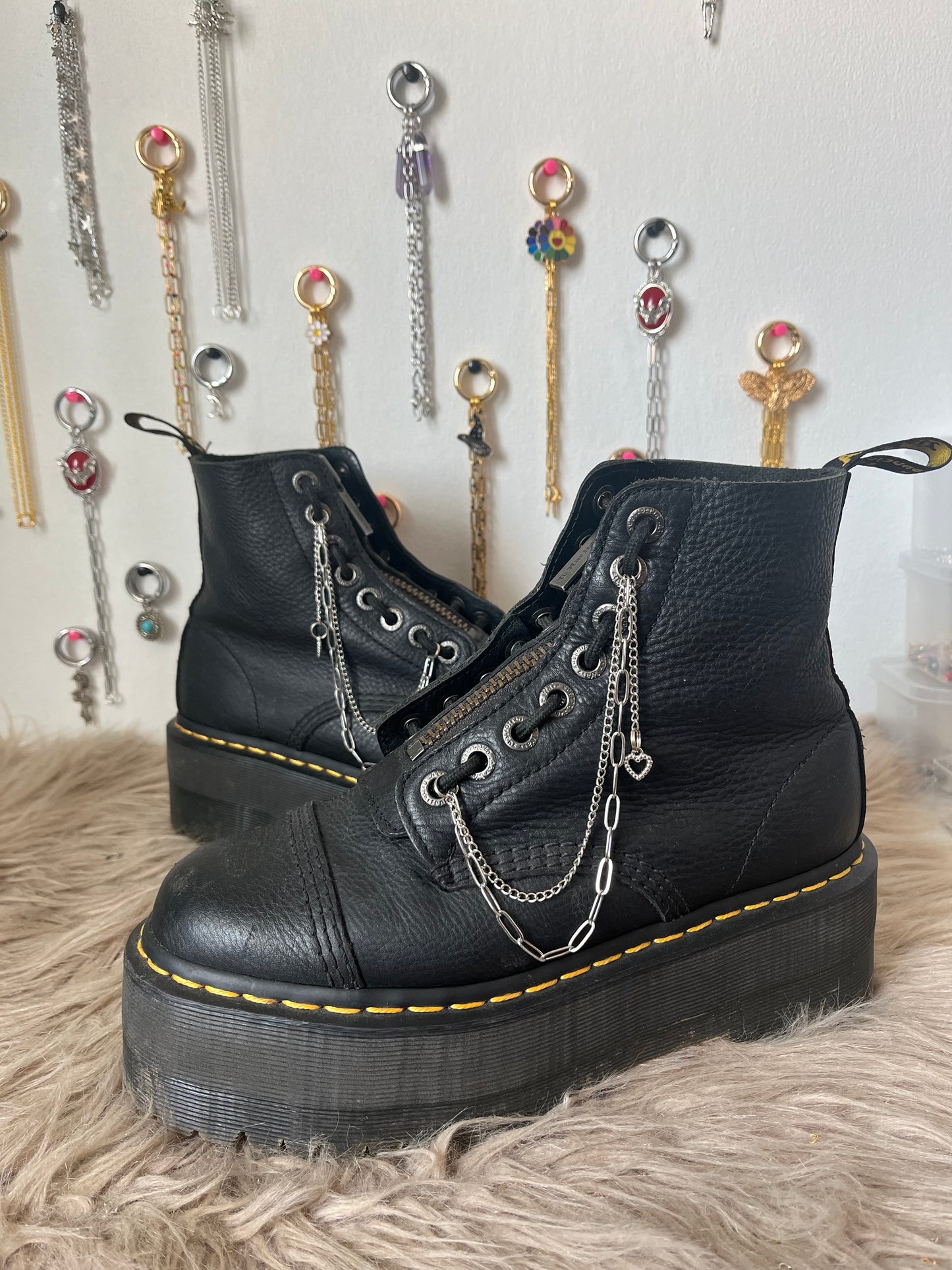 Chaînes pour lacets