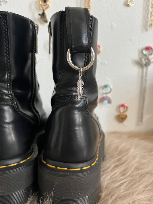 Charms plumes