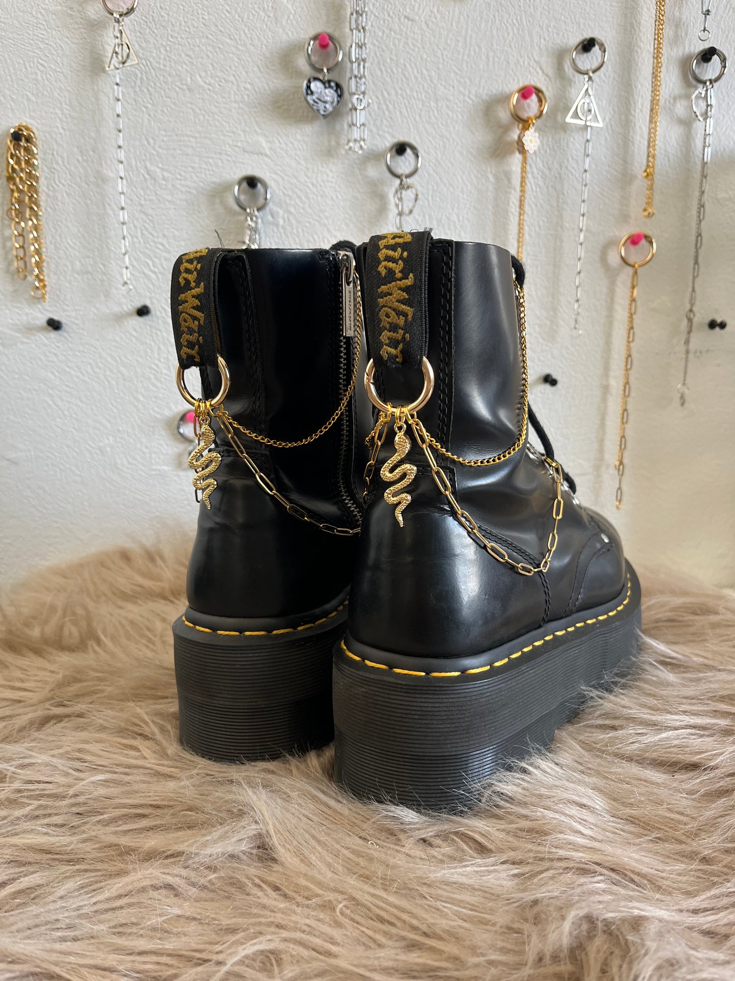 Chaînes doubles serpents