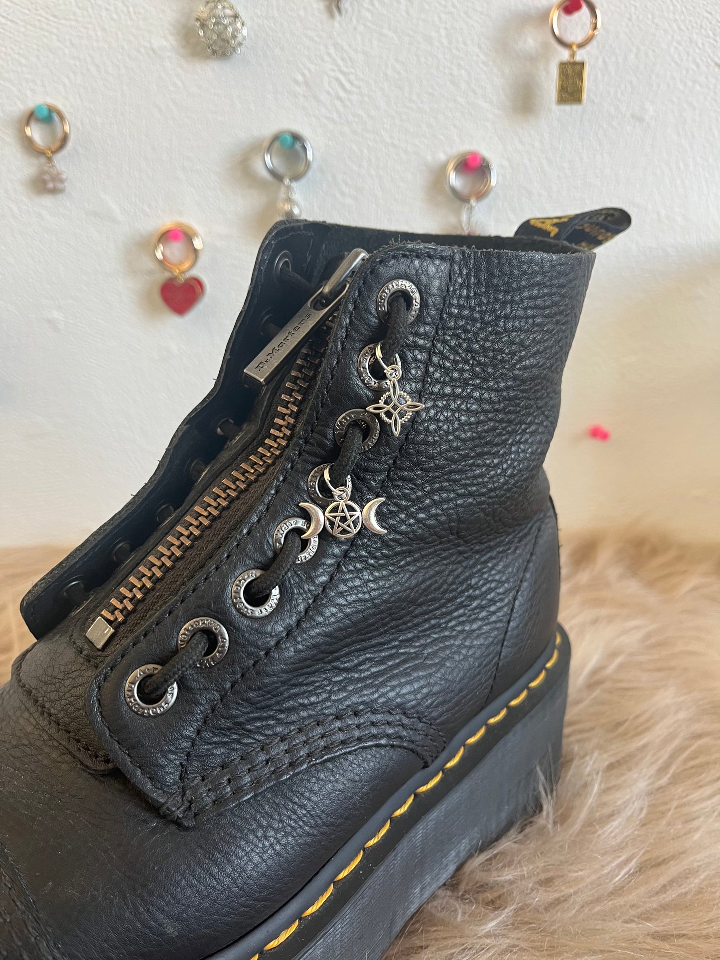 x4 bijoux witchy
