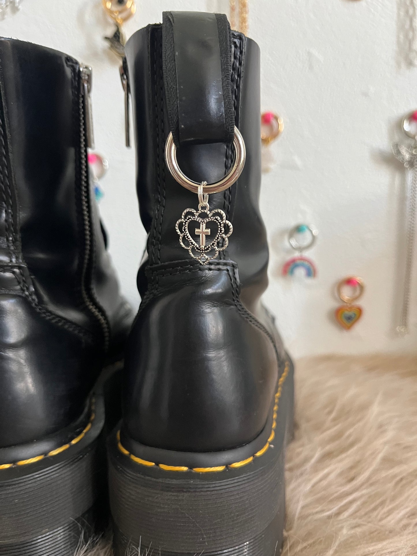 Charms cœurs croix